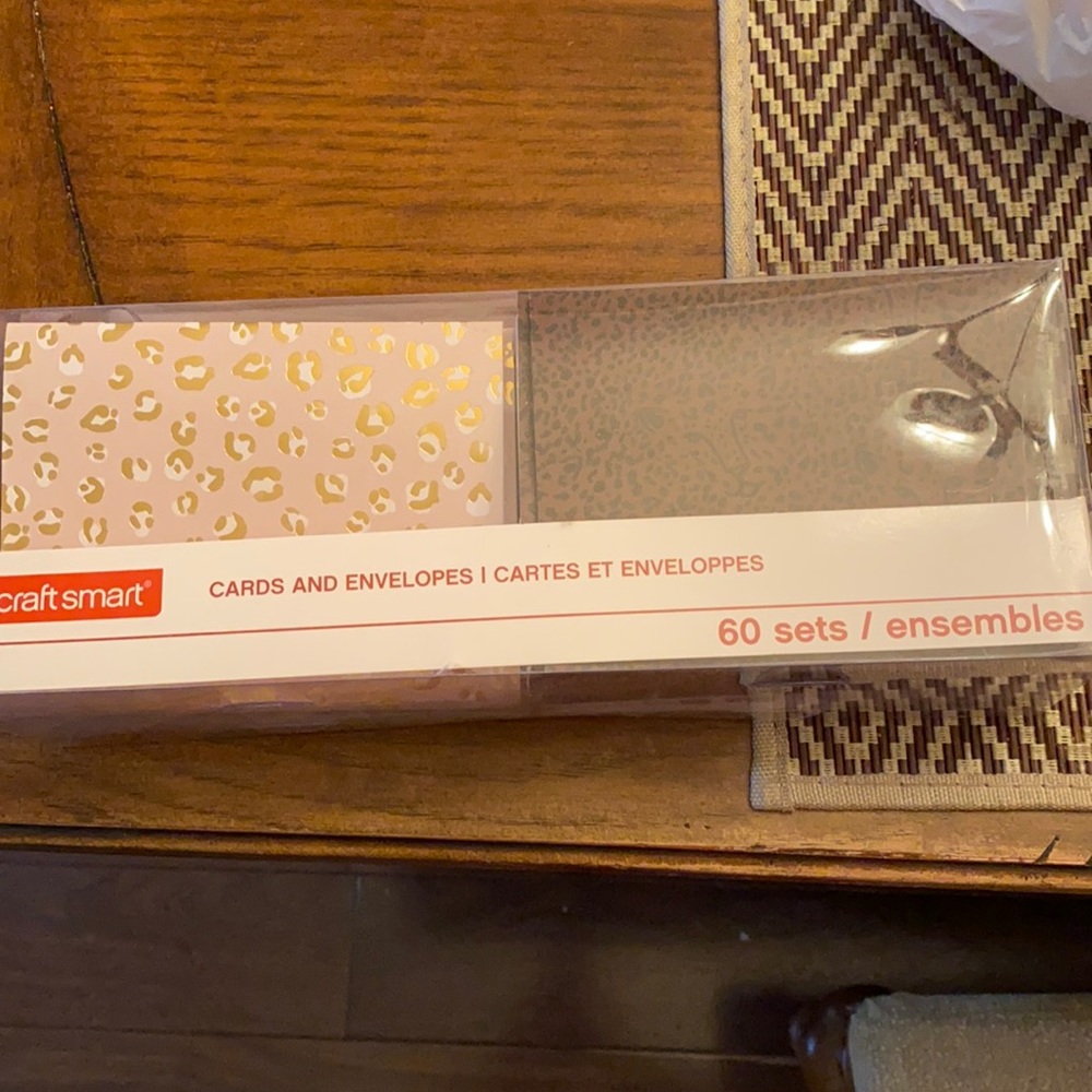 New craft smart 60 sets animal print